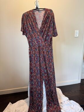 Boho Wrap-Style Maxi Dress in Burgundy and Navy